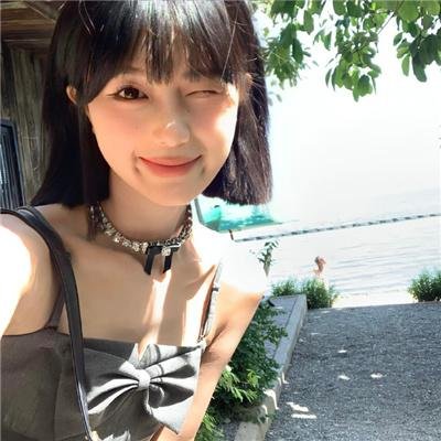 特维和他的七个女儿